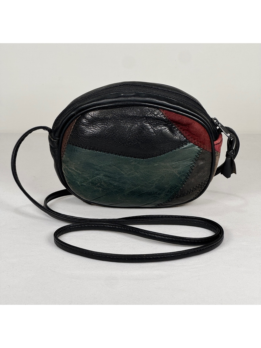 80s/90s Handbags Monique Patchwork Leather Round Crossbody Bag - Picture 2 of 7